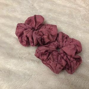 Roses Scrunchy